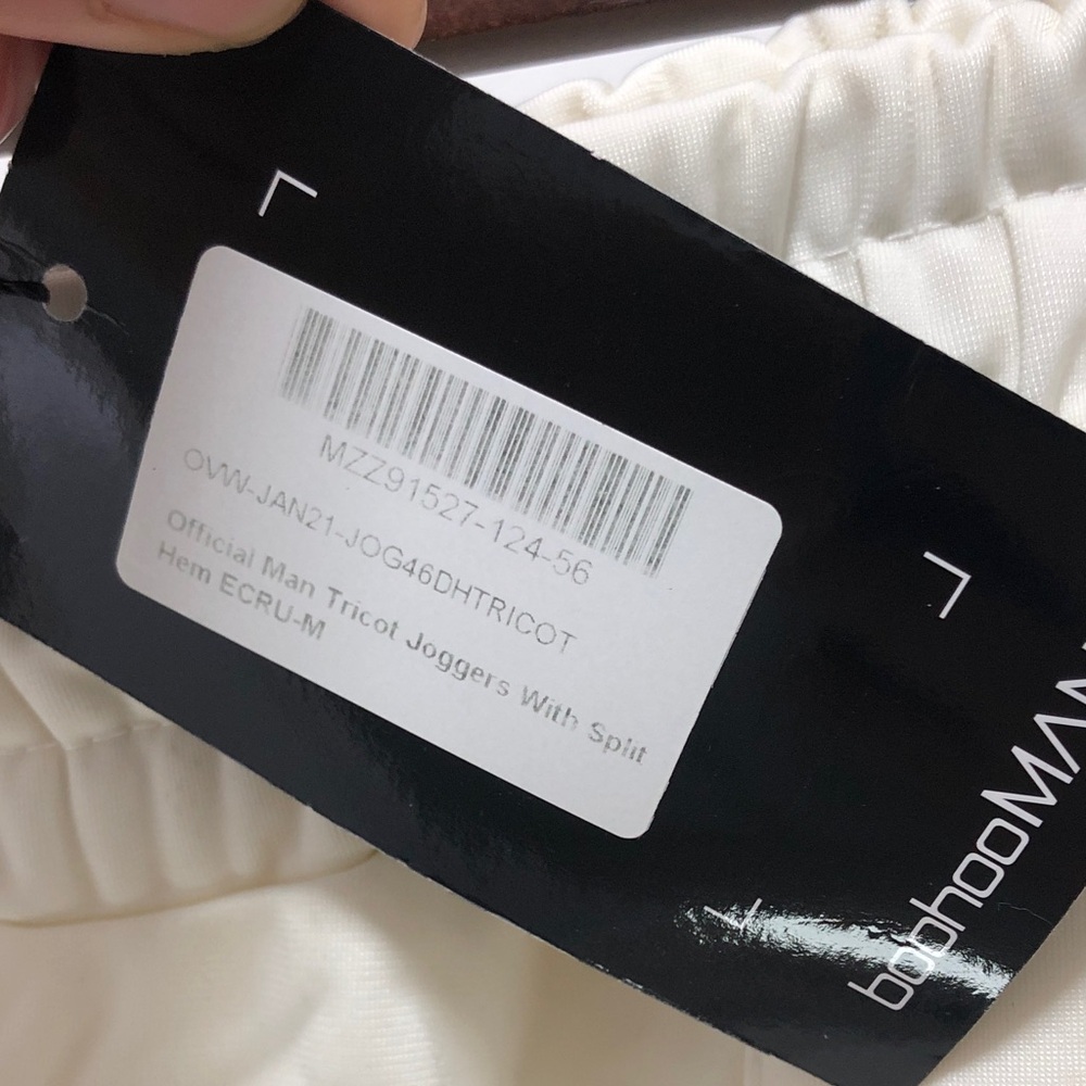 758 Boohoo Men's Off-White Joggers - Picture 2 of 4